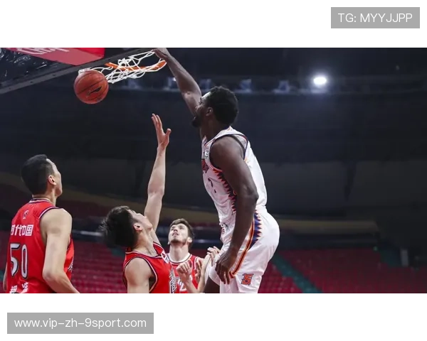 CBA广州打出一波连接攻势,现场瞬间爆满声浪